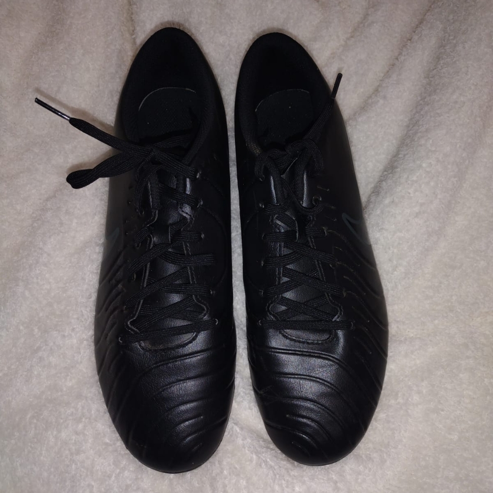 Nike Kids Black Sneakers EUC